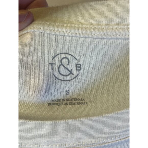 Licensed Guns N’ Roses Long Sleeve Graphic Tee – “Appetite for Destruction” – Cr - Picture 2 of 5